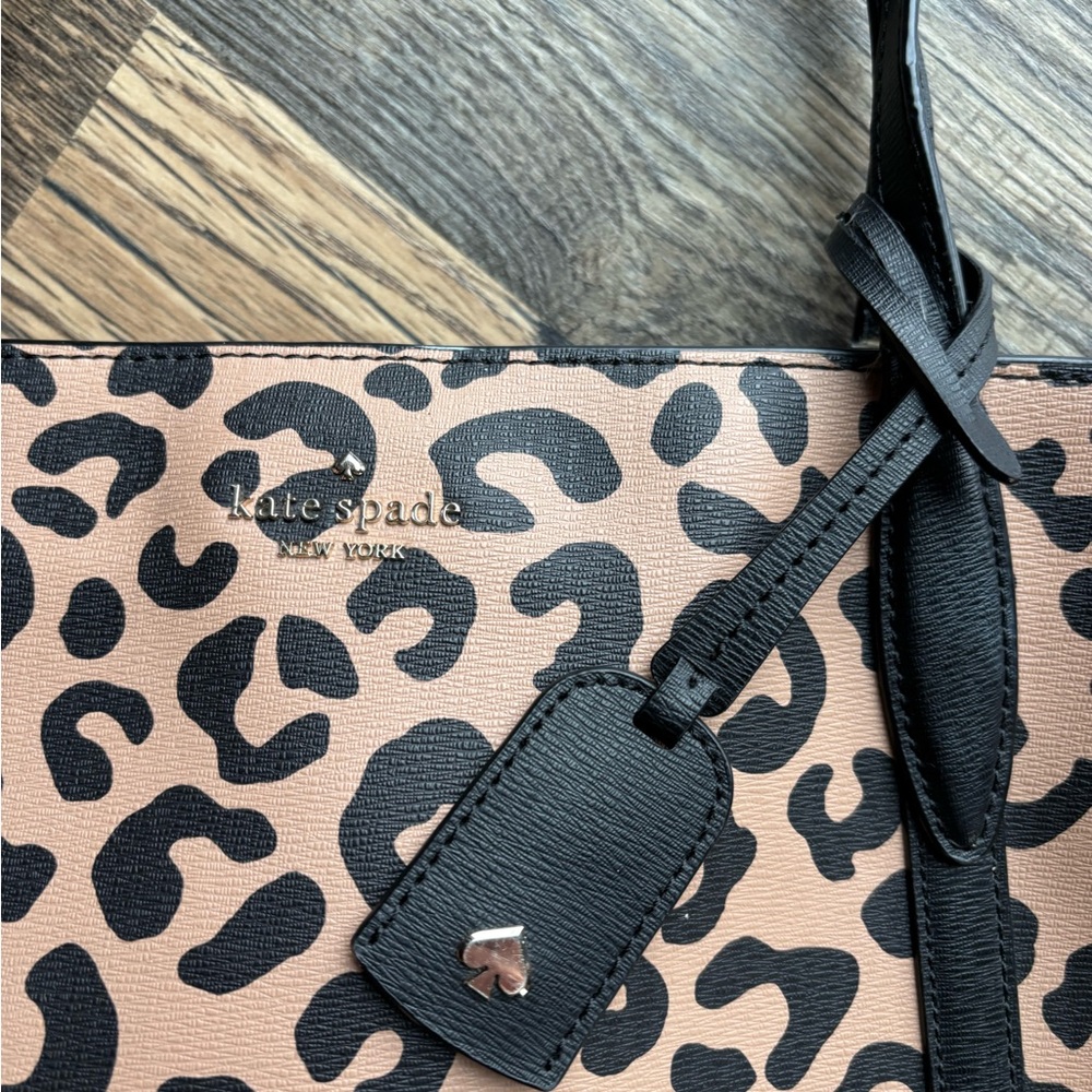 Kate Spade Animal Print Tote with Black Details - Picture 2 of 8